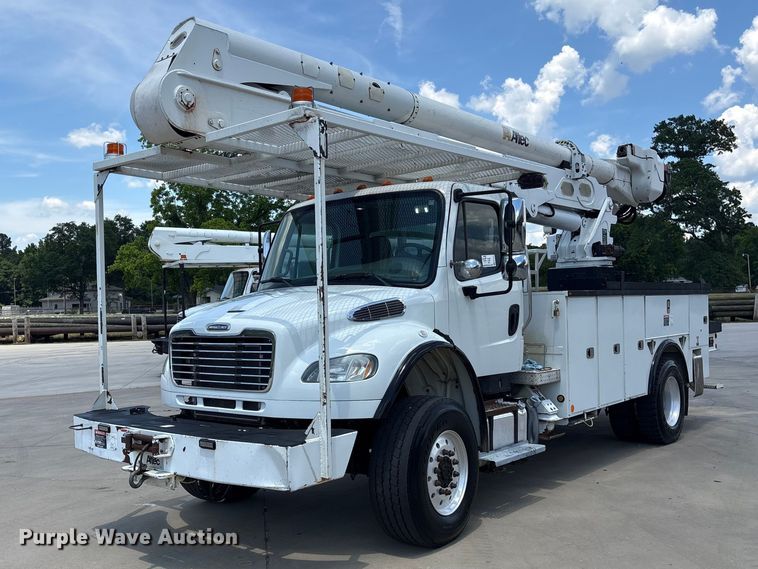 2013 Freightliner Business Class M2 bucket truck - EF1212