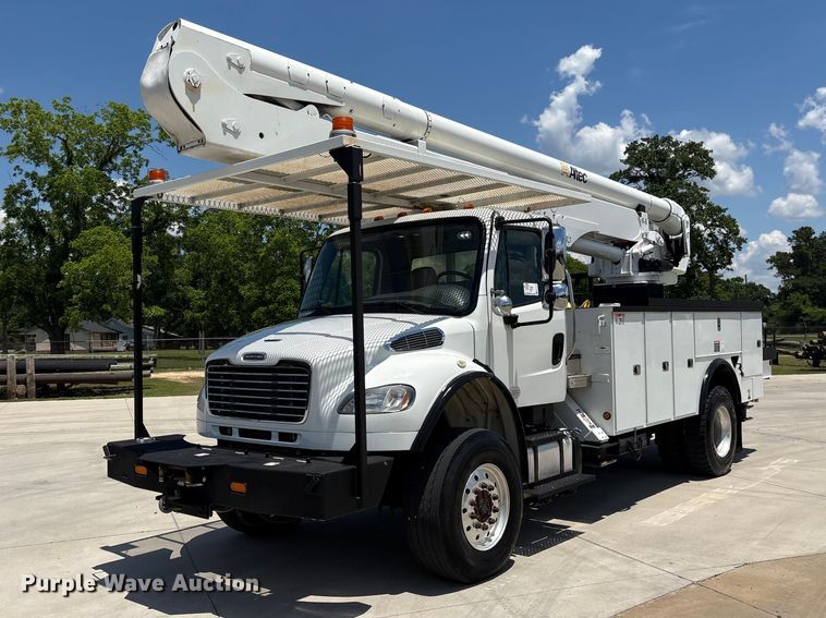 2015 Freightliner Business Class M2 bucket truck - EF1213