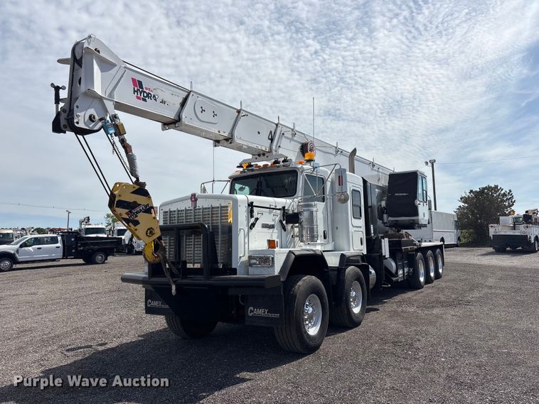 2014 Kenworth C500 crane truck - EG9035