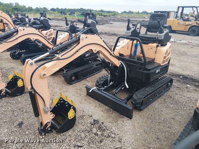 Erie Industries EM15 mini excavator - EH4098
