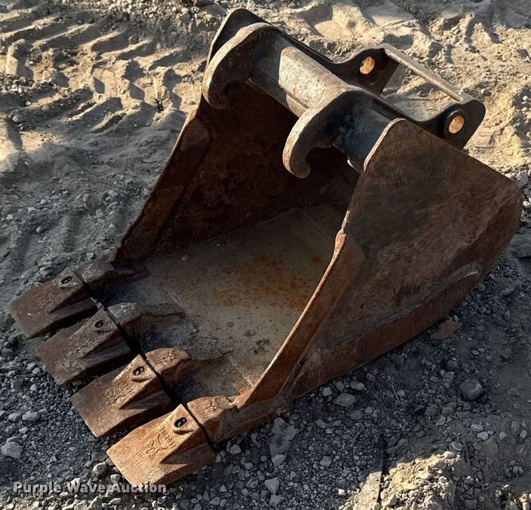 Bobcat excavator bucket - EM2369