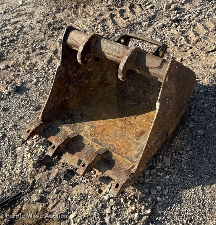 Bobcat excavator bucket - EM2370