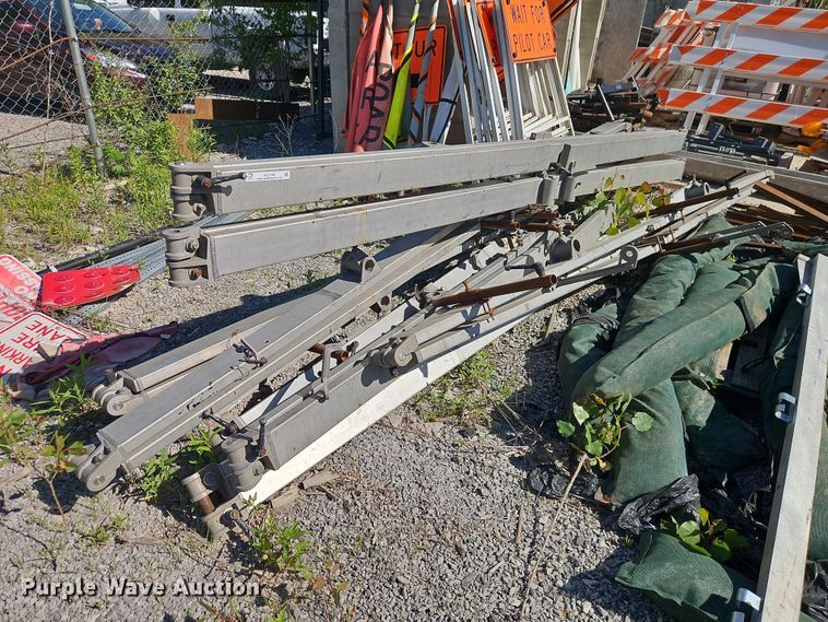 Smooth Trac paving beams - EO7342