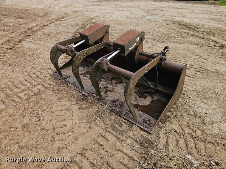 Melroe 72 INDL BKT GRPL skid steer grapple bucket - EO7393
