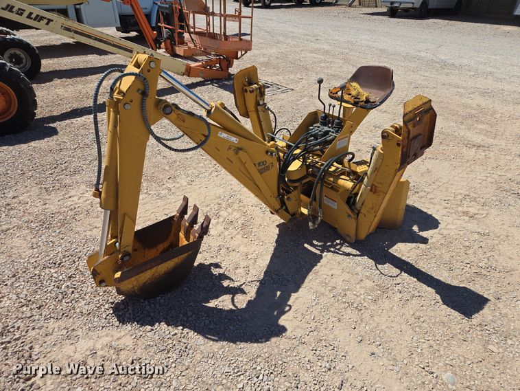 Case D100 skid steer backhoe - ER1575