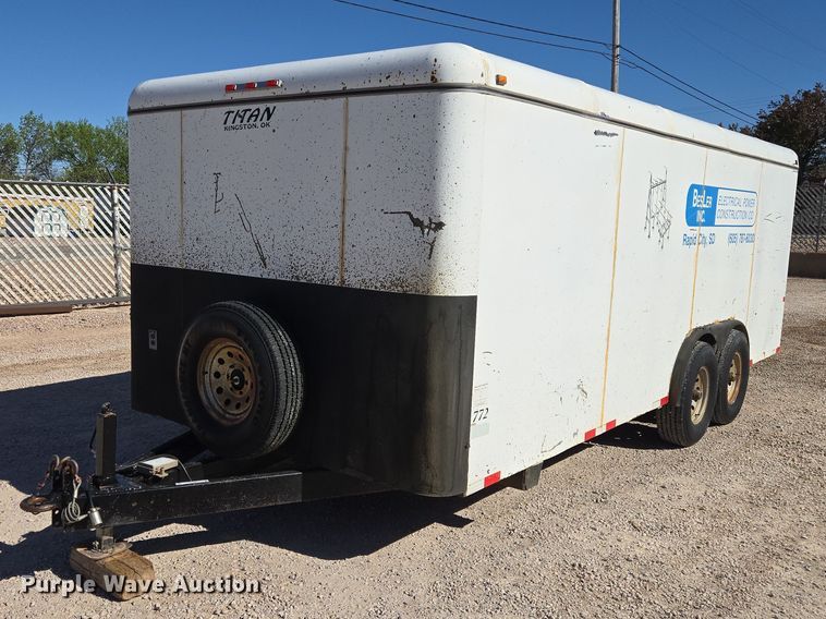 2006 Titan enclosed cargo trailer - ER1580