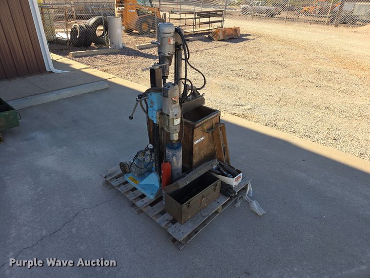 Milwaukee Dymodrill drill press - ER1599