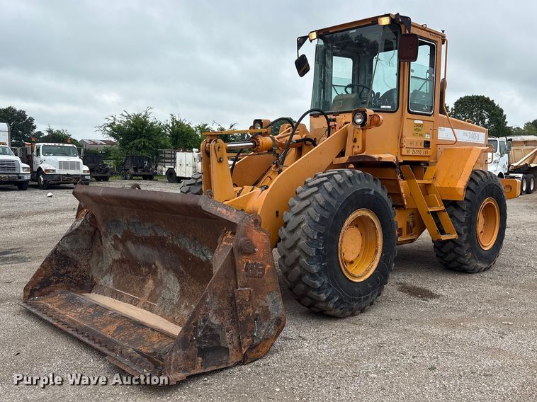 Hyundai HL740-3 wheel loader - ET2072