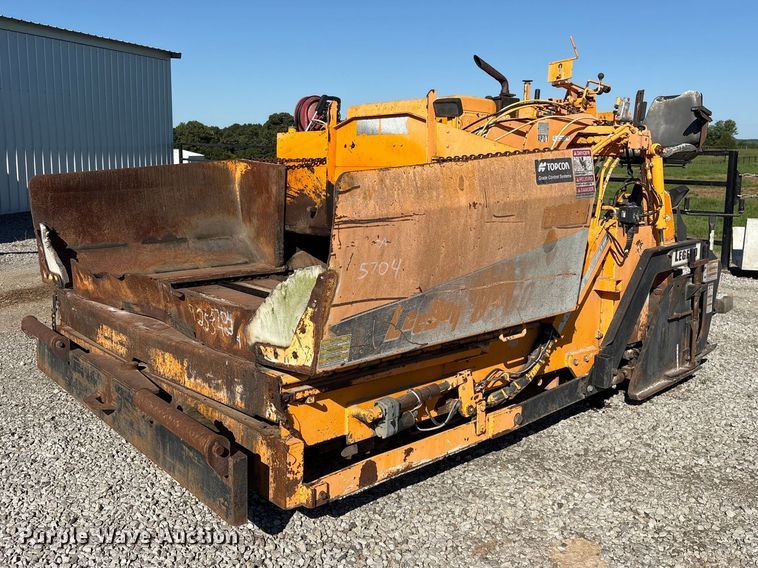 2001 LeeBoy L8560T paver - ET2086