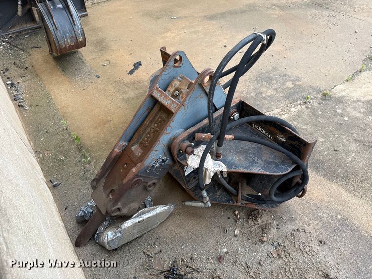 Bobcat  skid steer breaker - ET6237