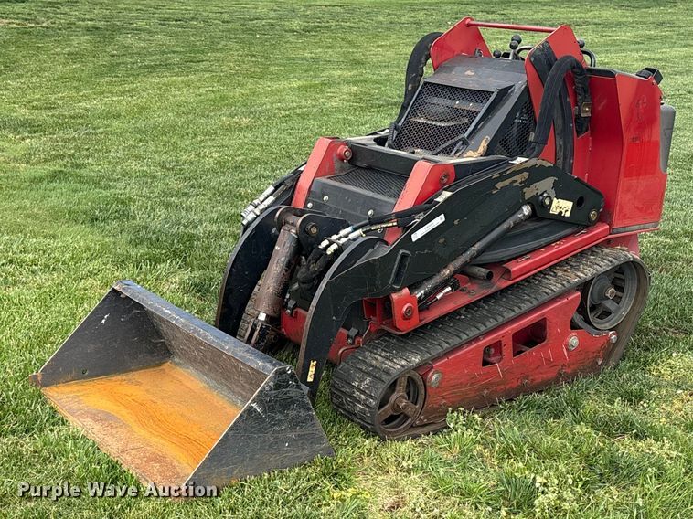 2017 Toro TX1000W compact utility loader - EW0044