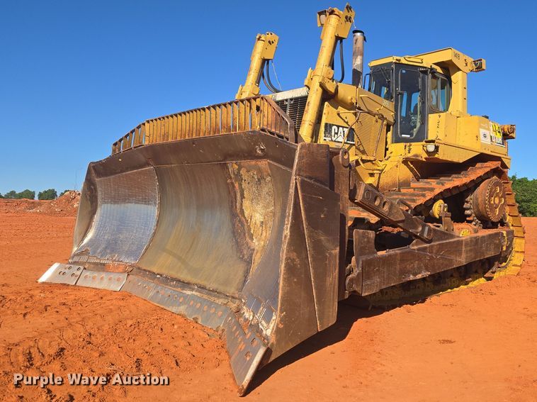 2000 Caterpillar D10R dozer - EW0093