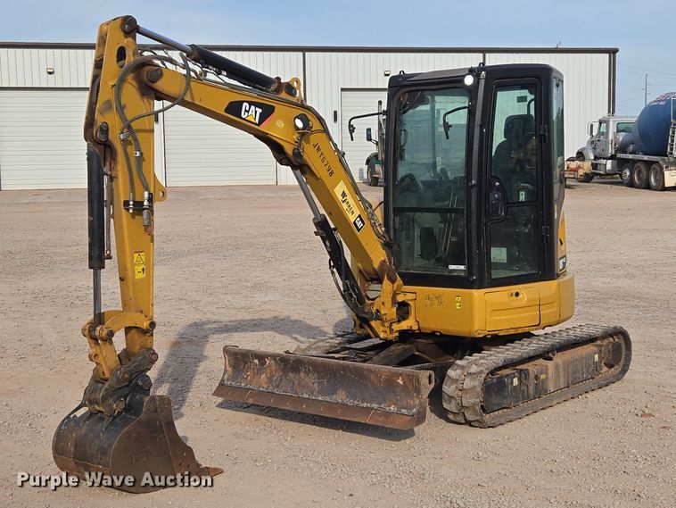 2020 Caterpillar 303.5E2 mini excavator - EW0161