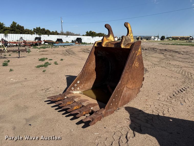 Caterpillar bucket - FB6675