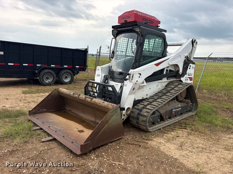 2019 Bobcat T870 tracked skid steer loader - FB8128