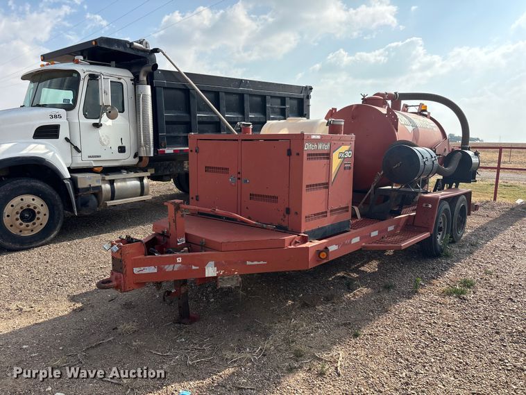 2014 Ditch witch FX30 vacuum excavator - FC2282