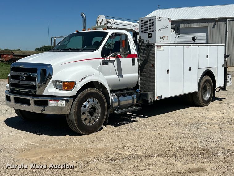 2013 Ford F750 XLT Super Duty utility / service truck - FC2644