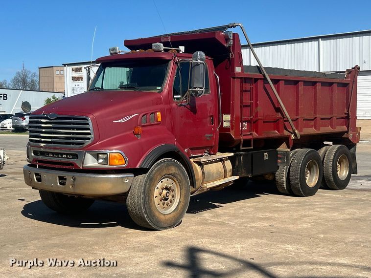 2004 Sterling dump truck - FC5359