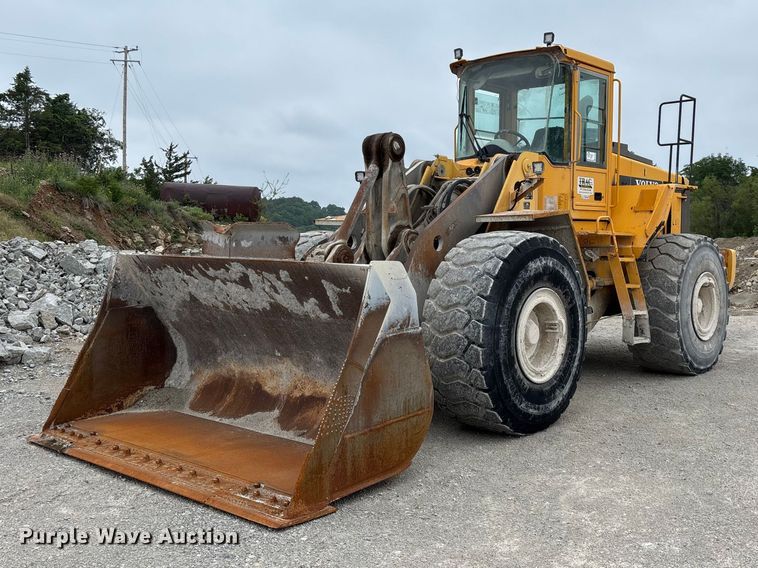 2001 Volvo L150D wheel loader - FG0380