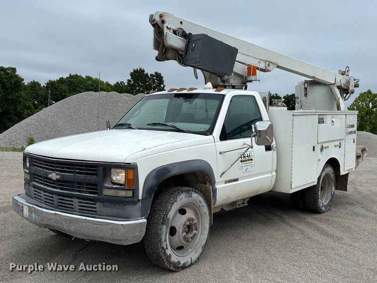 1996 Chevrolet C3500 bucket truck - FG0382