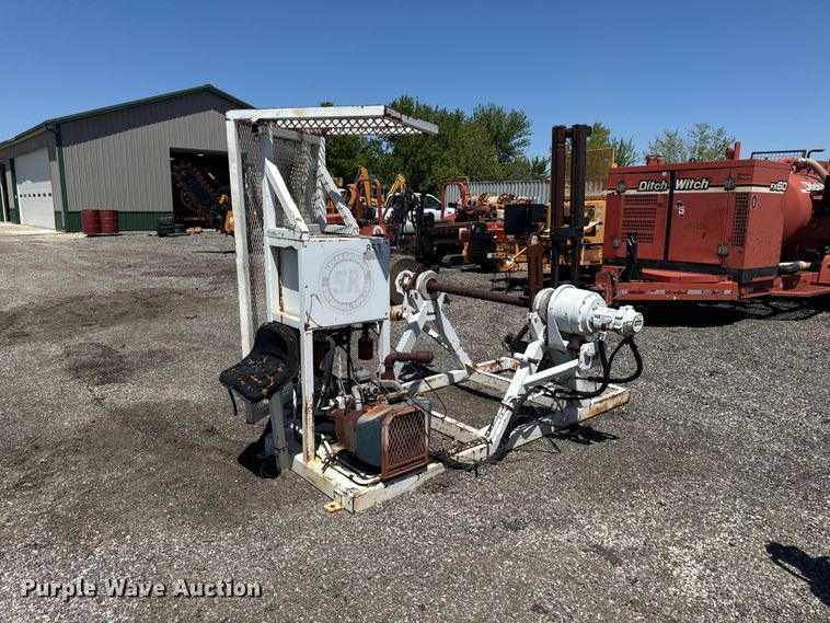 Truck mounted cable puller - OE9563