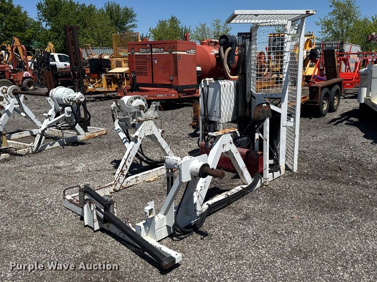 Truck mount cable puller - OE9564