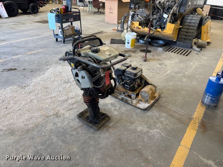 (2) plate compactors - OE9576