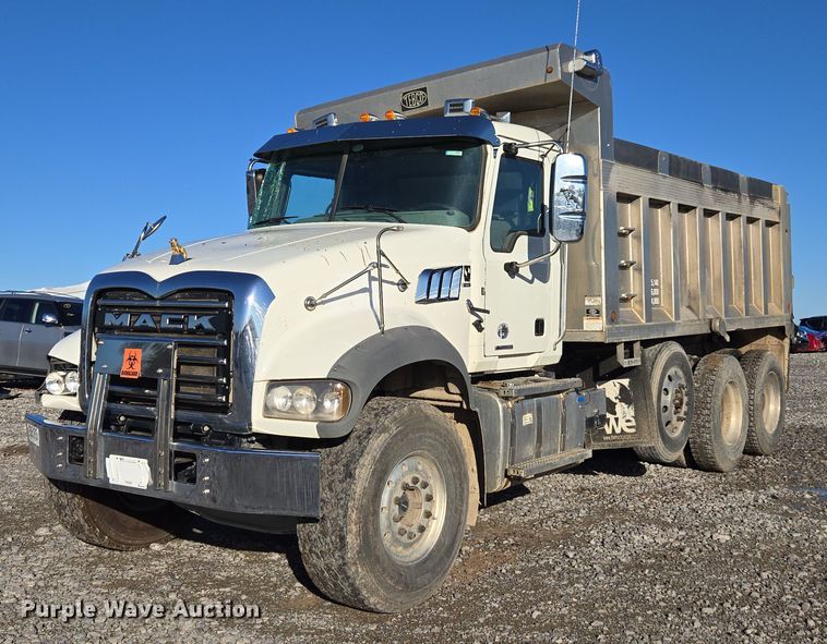 2020 Mack Granite GR64F dump truck - YA1742