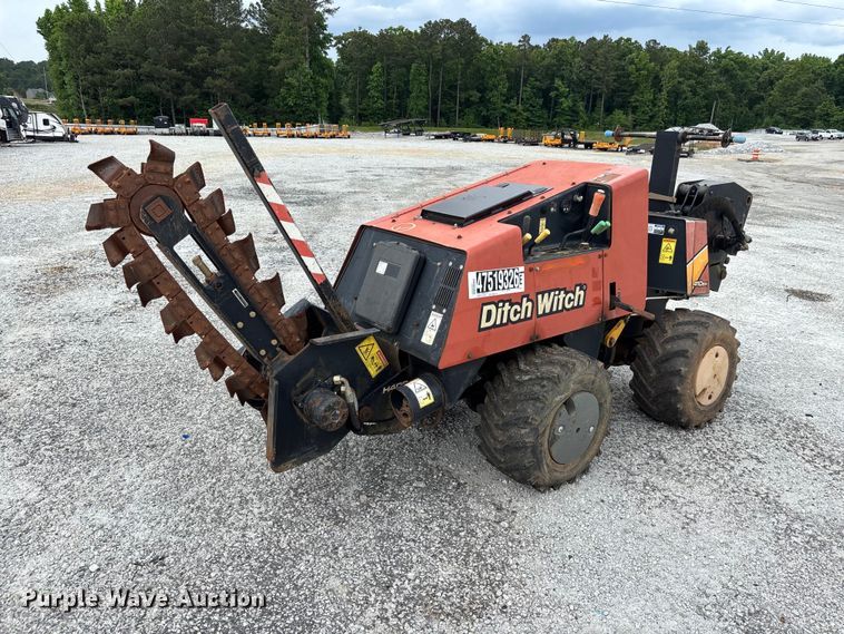 2016 Ditch Witch 410SX trencher - YA3078