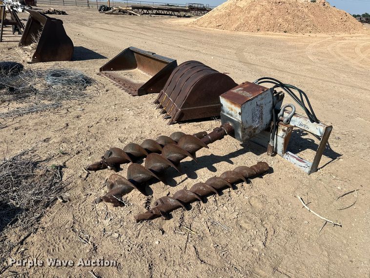 Lowe 1650E skid steer auger - EA4897