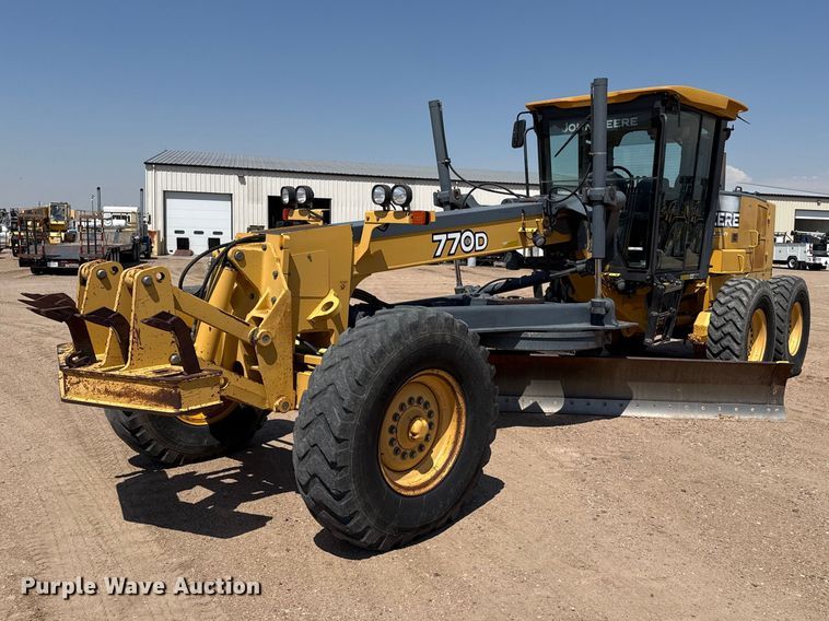2007 John Deere 770D motor grader - EW4611