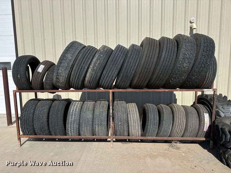 (26) tires - EW4629
