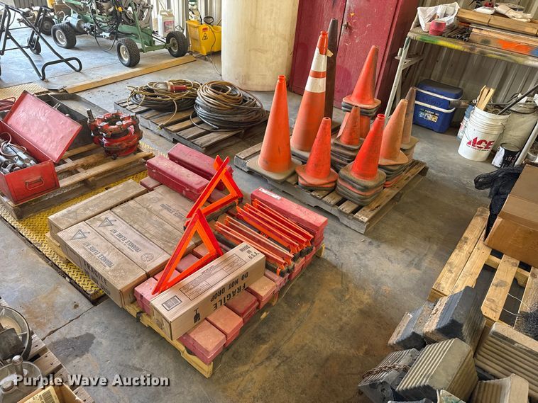Road safety equipment - EW4668