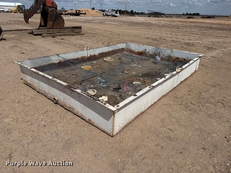 Fuel containment box - FB6538