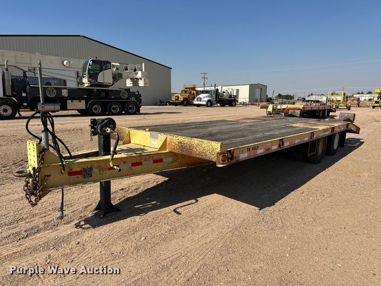 2007 Trail King Industries TK40LP equipment trailer - GP9664