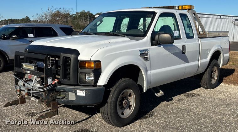 2008 Ford F250 Super Duty XL Ext. Cab pickup truck - DU0353