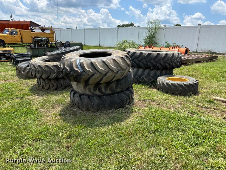 (12) tires - DV4409