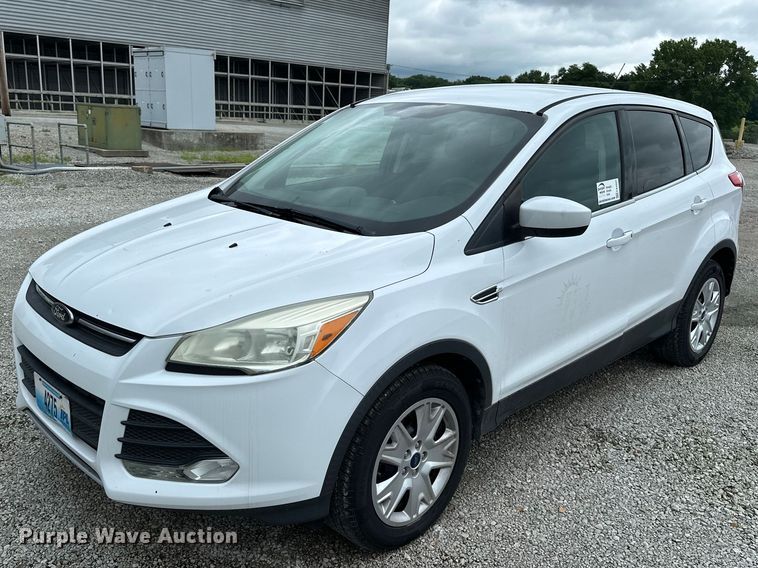 2014 Ford Escape SUV - EA4927