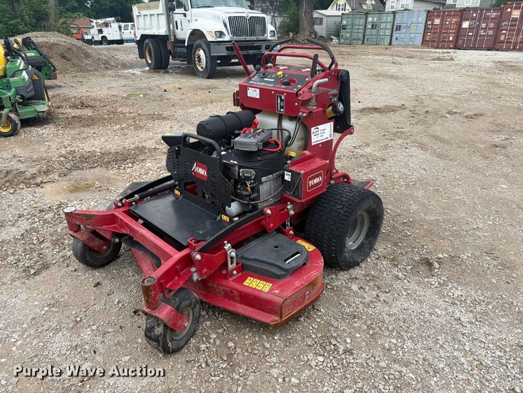 Toro GrandStand ZTR lawn mower - EA4934