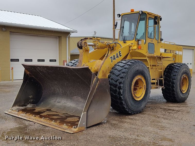 1993 John Deere 744E wheel loader - ED0119