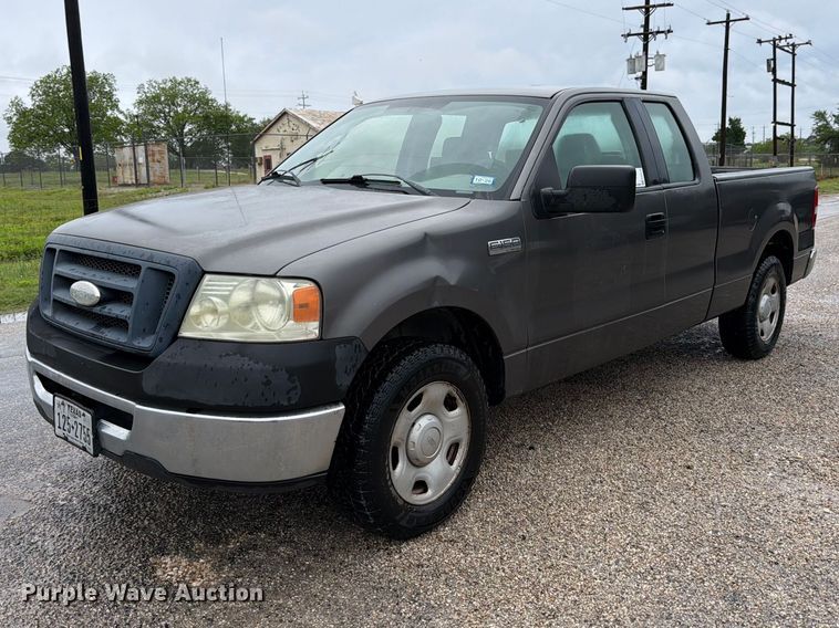 2008 Ford F150 Ext. Cab pickup truck - ED5219