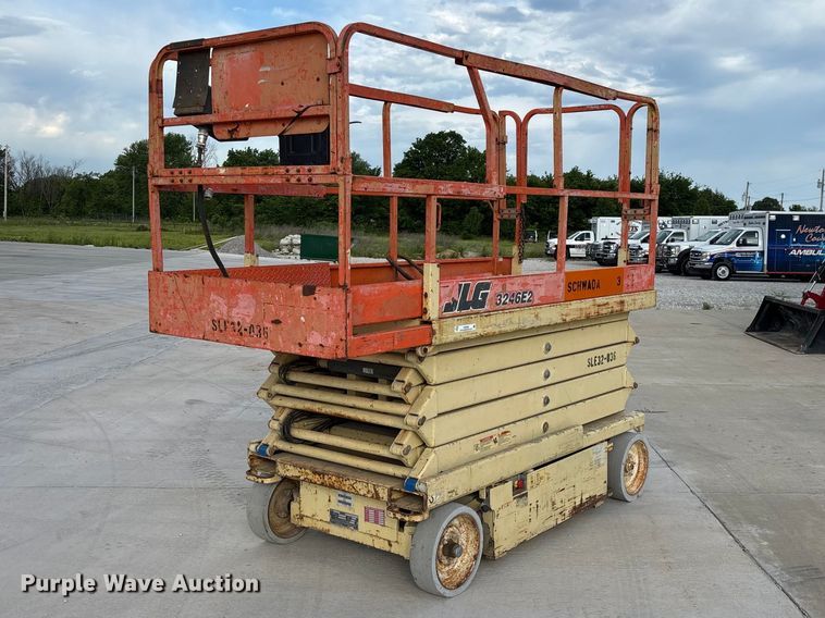 2000 JLG 3246E2 scissor lift - EO4286