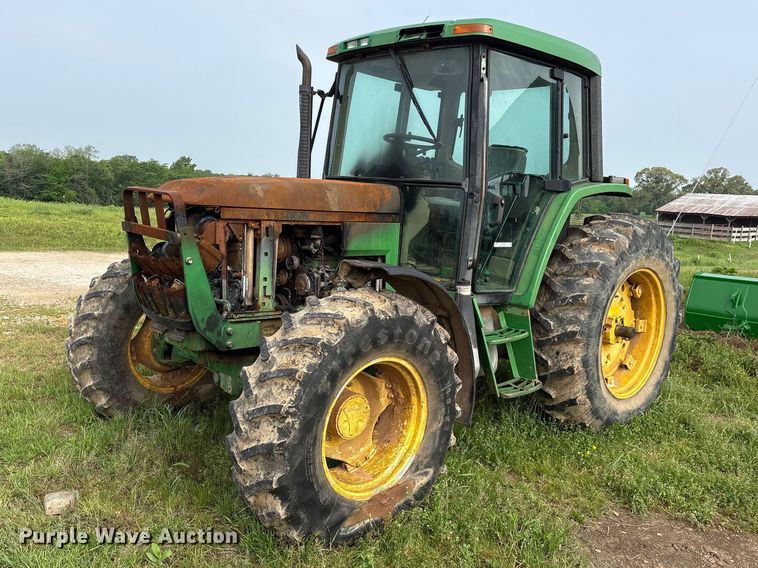 John Deere 6310 MFWD tractor - ES8981