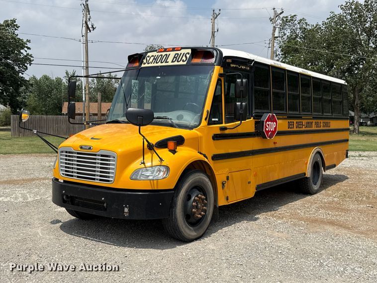 2018 Freightliner B2 school bus - ET6213