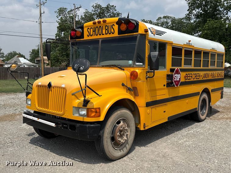 2003 International 3000IC school bus - ET6214