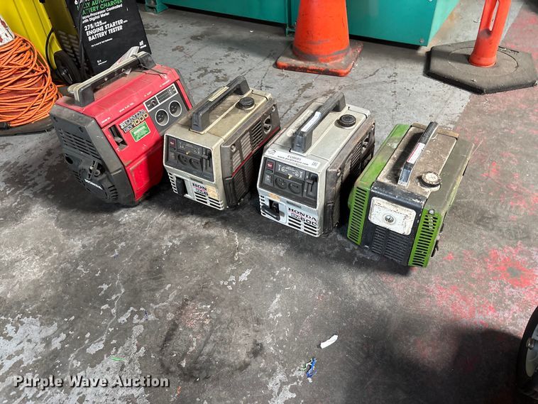 (4) Honda generators - EU8685