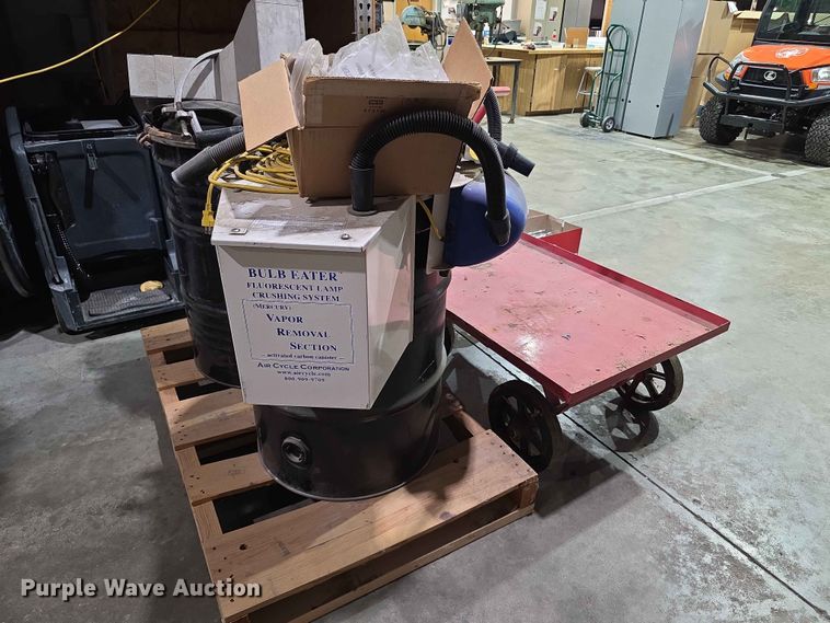 Air Cycle Bulb Eater fluorescent lamp crushing system - EV2198