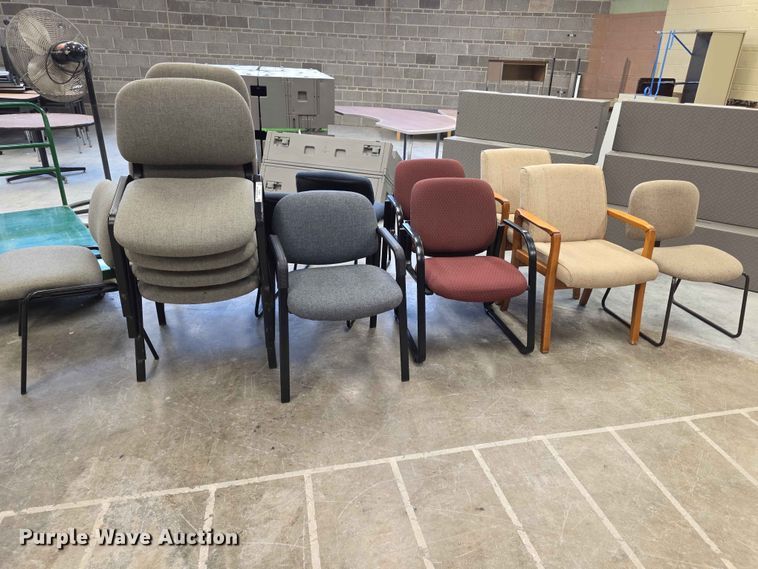 (17) chairs - EV2214