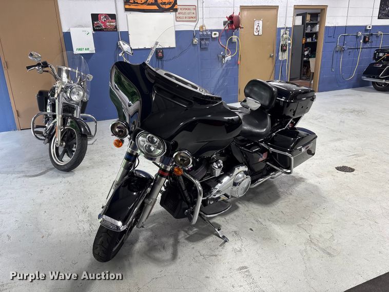 2021 Harley-Davidson Police Electra Glide motorcycle - EV2985