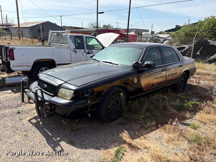 2011 Ford Crown Victoria Police Interceptor  - EW0026